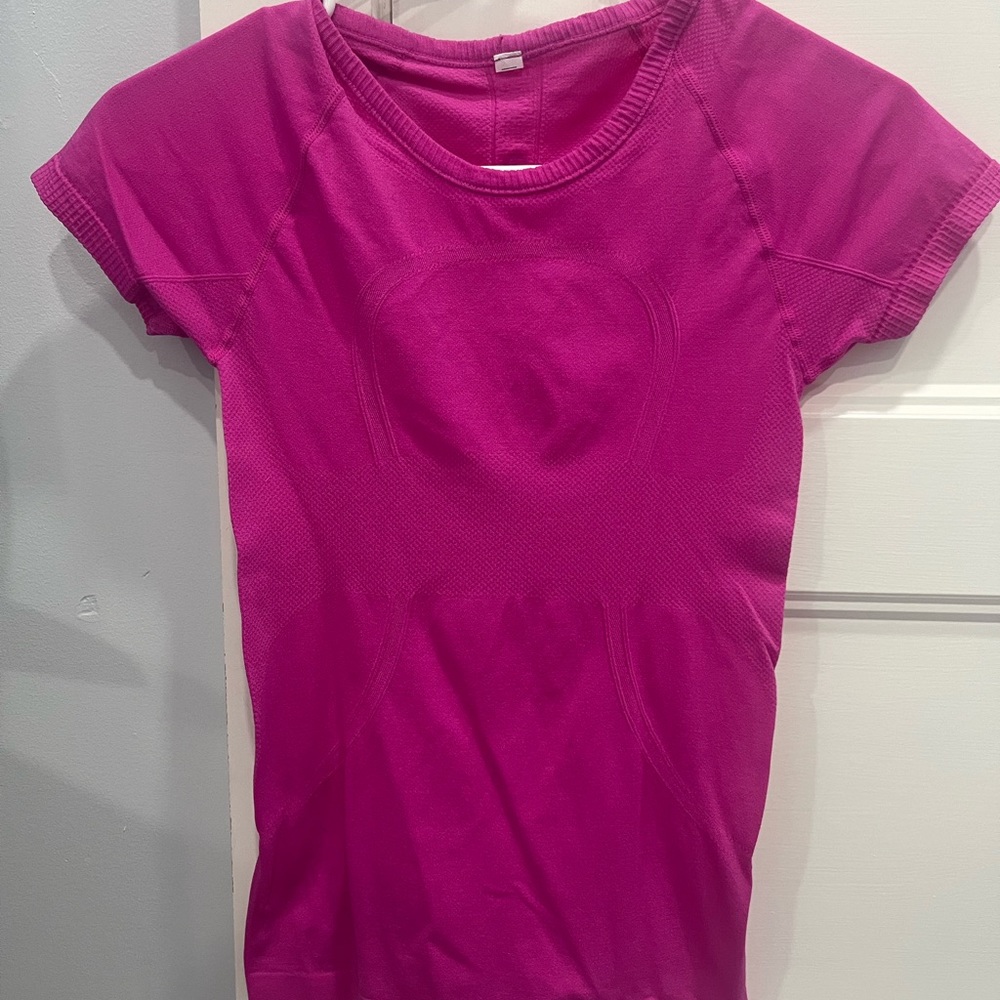 Lululemon sonic pink swiftly tech size 4